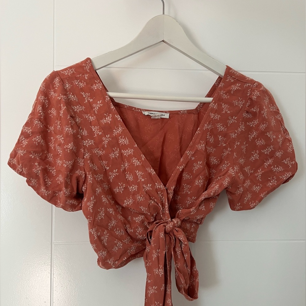 AMERICAN EAGLE cropped wrap top ♡